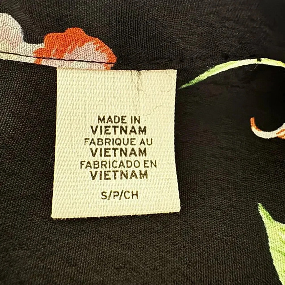 Levi’s Celeste Cropped Jumpsuit Mulit-Color Hawaiian Floral Tropical Print SZ S - Picture 9 of 10